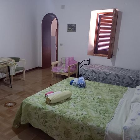 Apartamento Casa Garibaldi Leni Habitación foto